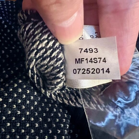 $278 NWOT‎ Men's Peter Millar Jacquard Wool Quarter Zip Sweater Navy Dot Size XL - Picture 7 of 7